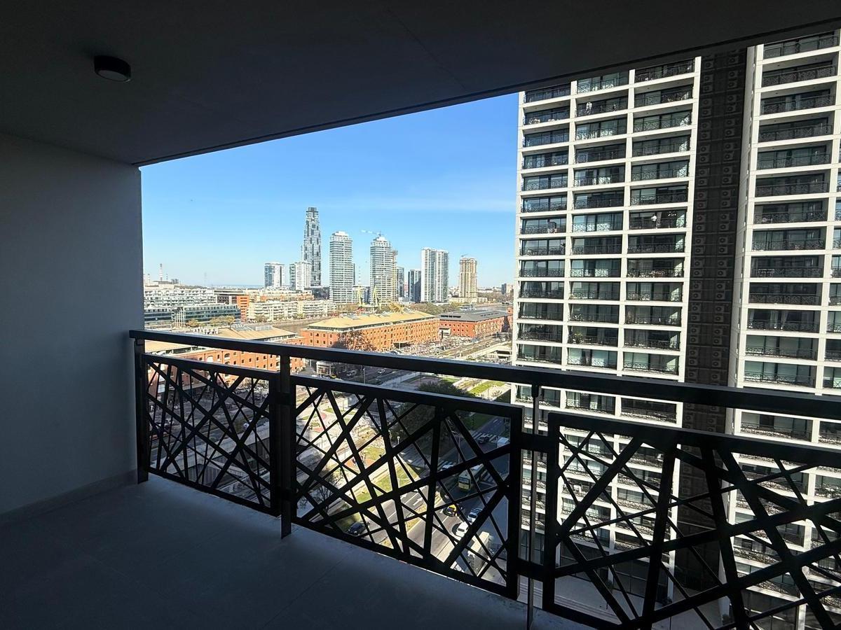 Excelente 2 Ambientes en Quartier del Bajo con Vista Abierta. Piso Alto – Torre 2. Capital Federal